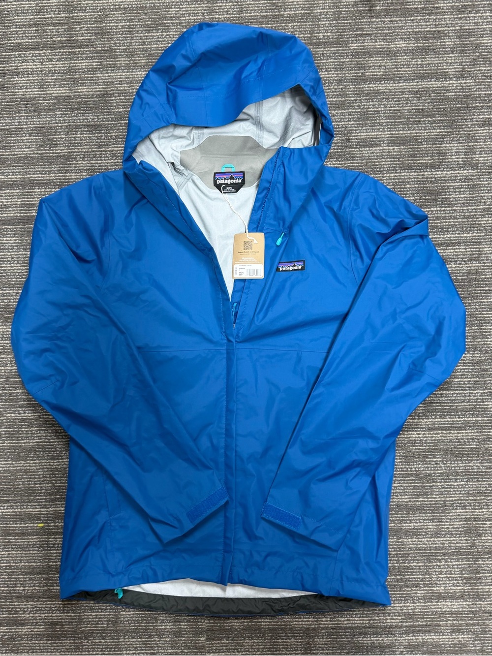 Patagonia Torrentshell 3L rain coat Men’s Medium